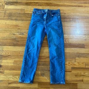 Levi Straight Jeans